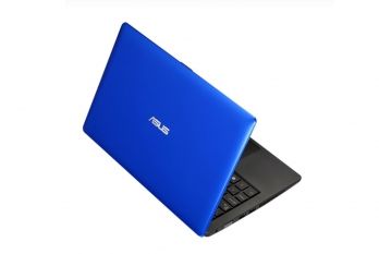 Reemplazo de pieza Asus F200CA