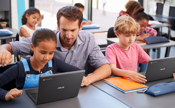 students with asus chromebook